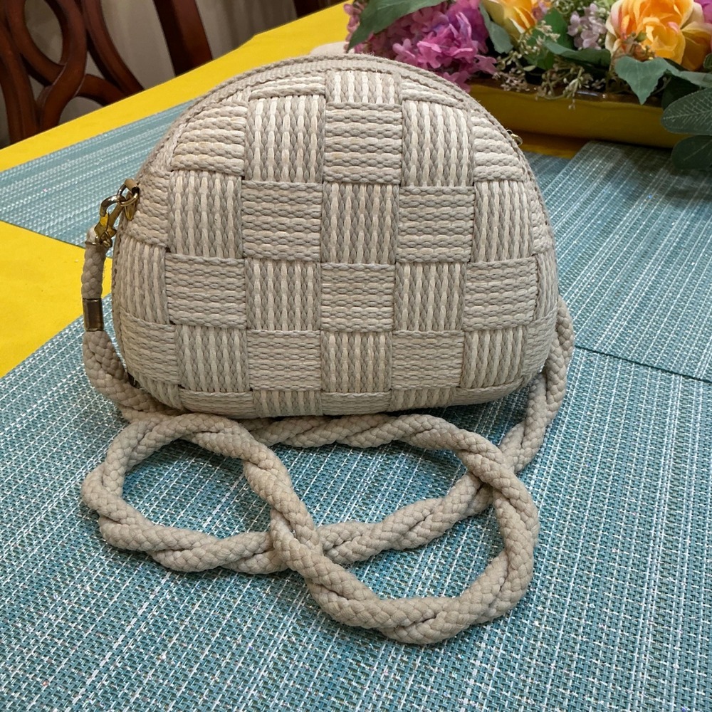 Vintage Made in Italy Rope Crossbody Bag Small Beige Woven Nautical‎ Dome Purse